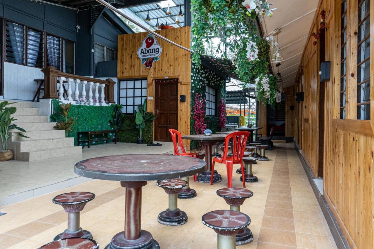 Aiza Homestay Opposite Abang Strawberry Taman Sedia 丹那拉打 外观 照片